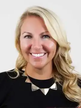 Catherine Hunter Headshot